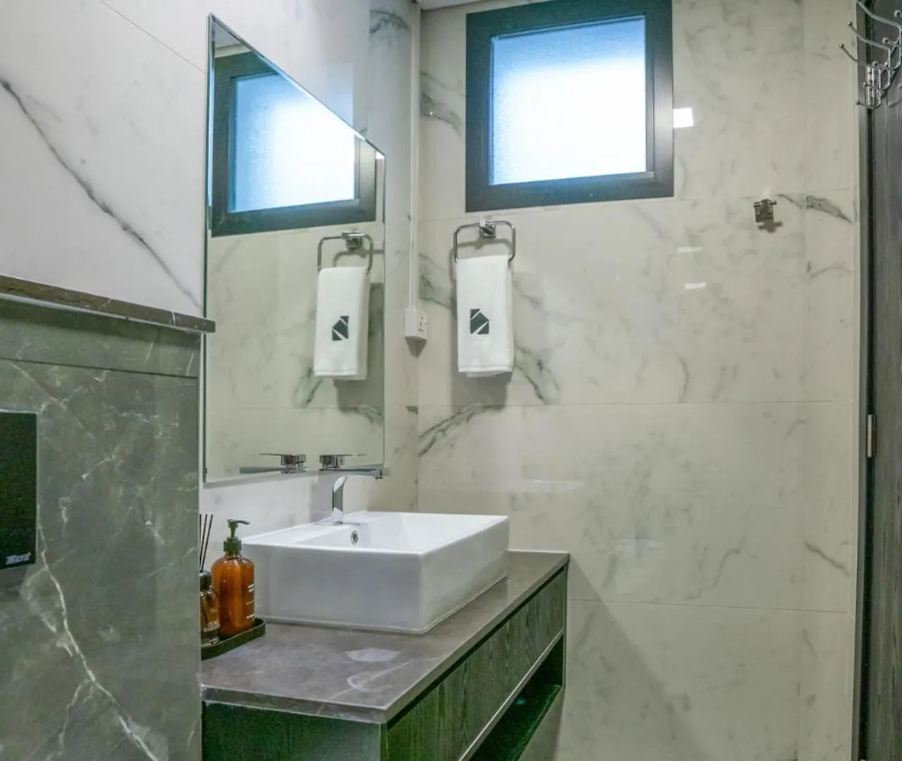 Apartamento Serene Family Haven With Gym Pool And Sauna Dubai