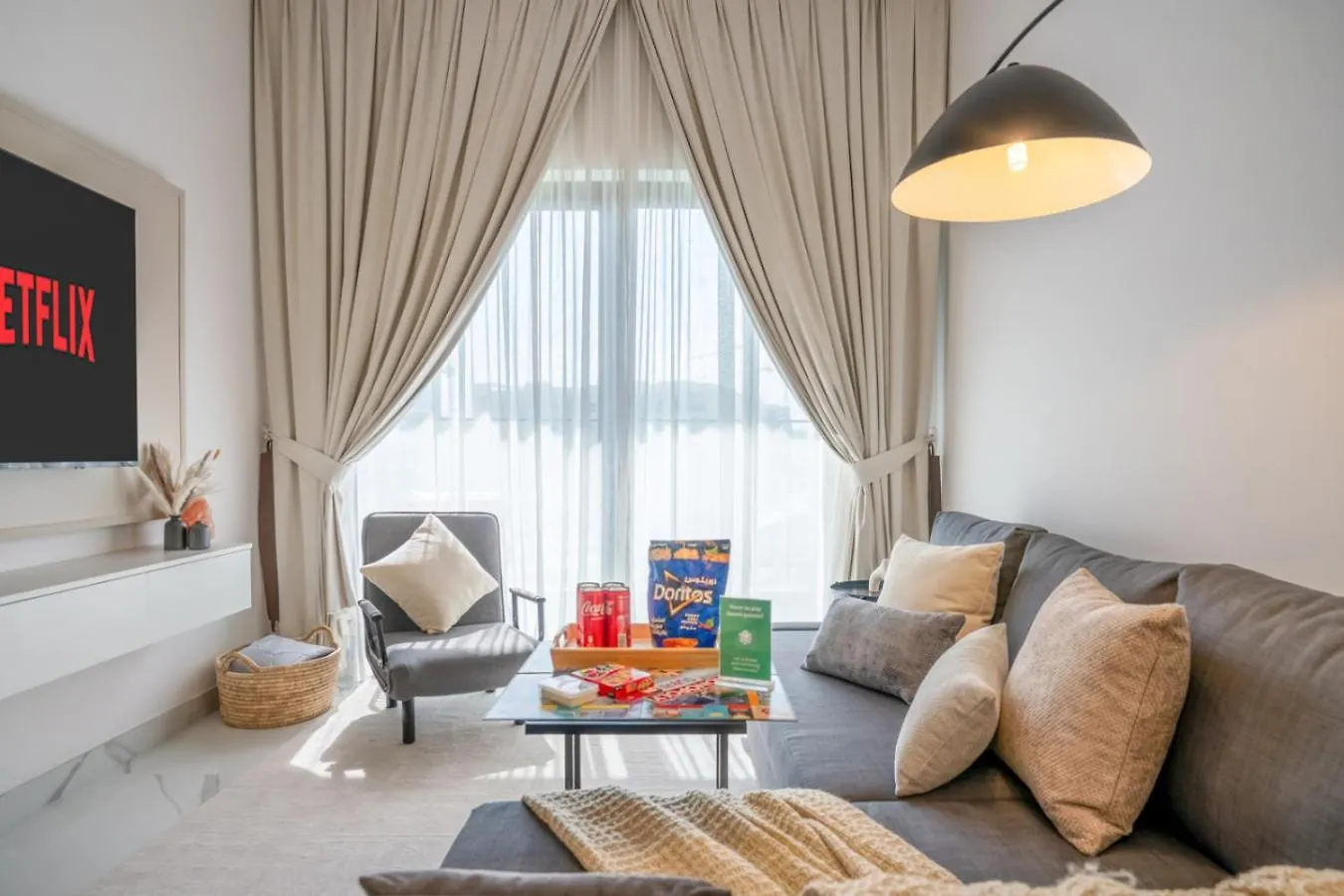 Serene Family Haven With Gym Pool And Sauna Dubai United Arab Emirates